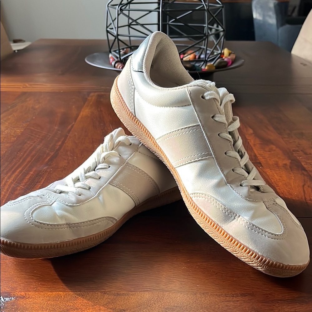 J crew White Leather Sneakers
